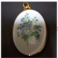 ★美品★アウガルテン忘れな草ペンダントトップ