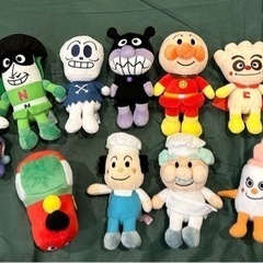 【お取引済】アンパンマンと仲間たち ぬいぐるみ