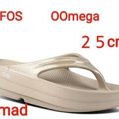 正規品OOFOS    OOmega(厚底)25cm