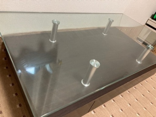 ガラステーブル