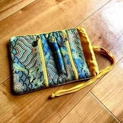 アクセサリーポーチの画像