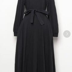 黒のワンピース