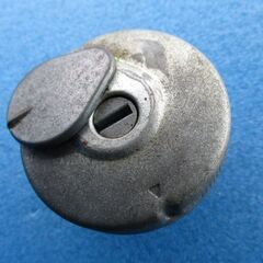 ホンダ　スーパーカブ　イグニッションキー　タンクキャップ　中古品