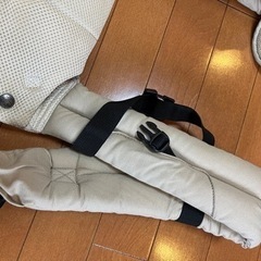 【美品】楽ちん⭐︎オシャレ！抱っこしやすい抱っこ紐の画像