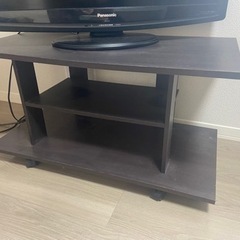 テレビ台　ローラー付き