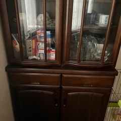 食器棚の画像