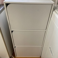 扉付き3段　カラーボックス