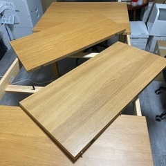 IKEA BJURSTA ダイニングテーブル 伸縮可能の画像