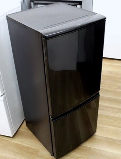 (送料無料) 2019年 美品 冷蔵庫 SHARP 137L容量 霜取り不要 格安 ⑦
