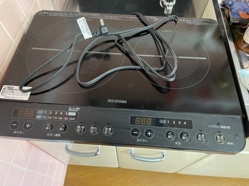 アイリスオーヤマ　IRIS OHYAMA　IHコンロ 脚付 ブラック　IHK-W13S-B