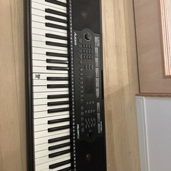 電子ピアノ