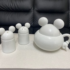【値下げ】ディズニー　ソルト＆ペッパー＆シュガーの画像
