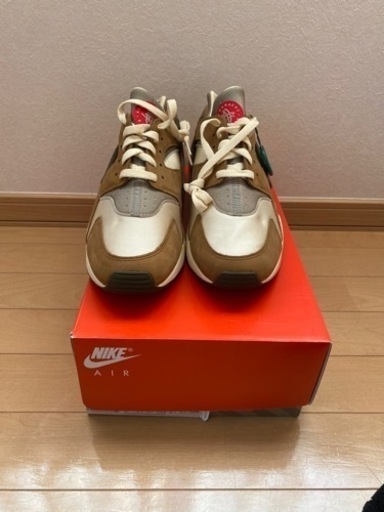 Nike x Stussy Huarache “Desert Oak