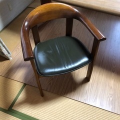 ダイニングテーブル　イス6脚付き差し上げますの画像