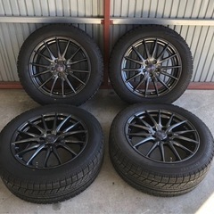 【売却済】18インチ VRX スタッドレスタイヤ 225/55R...