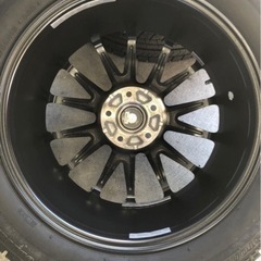 【売却済】18インチ VRX スタッドレスタイヤ 225/55R18  BLIZZAKの画像