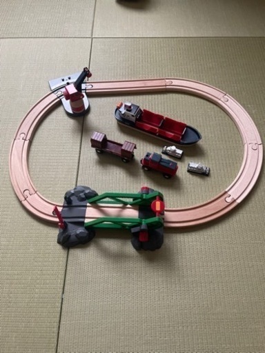 定価8000円ブリオ　カーゴハーバーセット