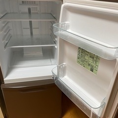 中古　冷蔵庫　パナソニック　NR-B149Wの画像