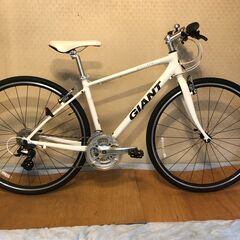 新品のようなGIANT エスケープR 3