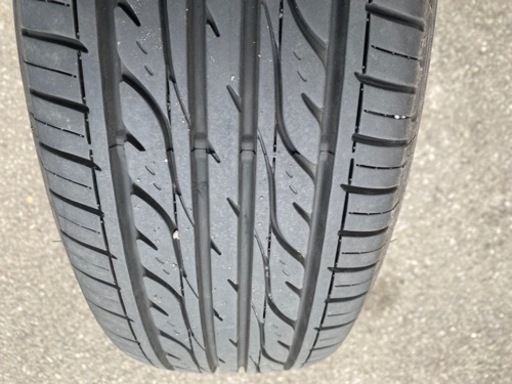 夏タイヤ　195/65/R15