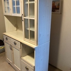 フレンチカントリー(ホワイト)調がかわいいキッチンボード の画像