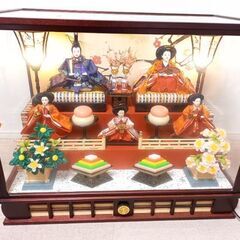 【雛人形】箱形／五人飾り／ぼんぼり点灯／オルゴール付きの画像