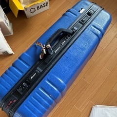 キャリーケースの画像
