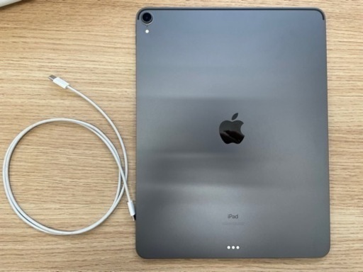ipad pro 12.9-inch（第3世代）スペースグレイ　256GB