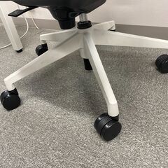 【美品】オフィスチェア 内田洋行 （ウチダ）　椅子の画像