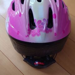 幼児用ヘルメットの画像