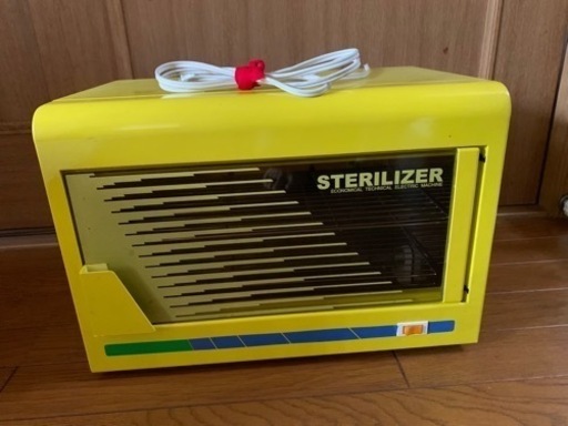 美容院　TAKARA タカラベルモント　ローラーボール　STERILIZER 赤外線消毒器