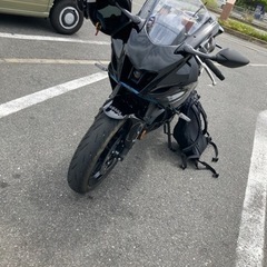 ヤマハ　YZF-R7 2023年式　走行距離1300km ほぼ新車！