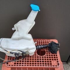 MRワゴン　MF21用ウォッシャータンクとレバー
