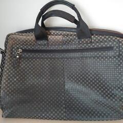 Salvatore Ferragamo 　ビジネスバッグ　あげます。の画像