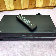東芝 VHS ビデオ一体型DVDプレーヤー SD-V800 ジャ...