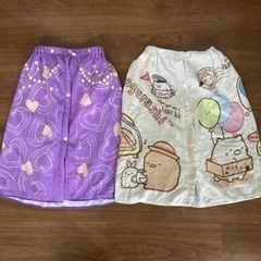 水着、ラッシュガード、ラップタオル、バッグ　女の子の画像