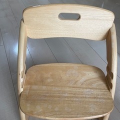 【本日13時30分まで】キッズ机の画像