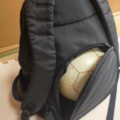 adidasサッカーバック(ボール付)の画像