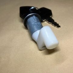 新品社外　シートロックキー　AF18AF25AF27AF28ディオスーパーディオ　AF24タクトの画像