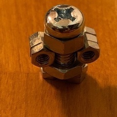 ハンドメイド　ネジロボットの画像