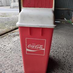 コカ・コーラ　ゴミ箱