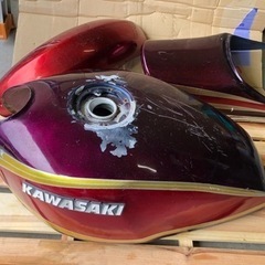 ゼファー400  リペア　塗装ベース　タンク　テールカウル　フロ...