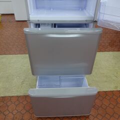 ID 352841　冷蔵庫３ドア　左右開き　シャープ　350L　２０２２年製　SJ-W356J-S シャープ SHARP 冷蔵庫 3ドア どっちもドア(両開き) 350L SJ