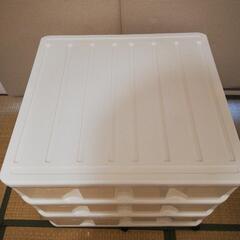 衣類収納ケースの画像