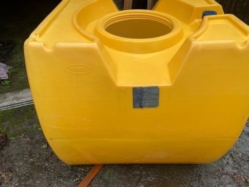 【再再再 値下げしました】農業用　超大型タンク　500L