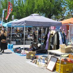 姫路大手前公園にて姫路自由市場、フリーマーケット7月,8月。開催決定。出店者募集。 - フリーマーケット