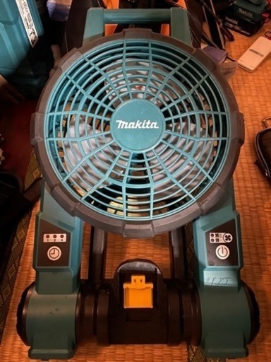 マキタ　充電式ファン　