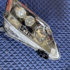 LEXUS HS 前期純正ヘッドライト
