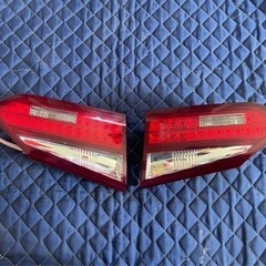 LEXUS HS 純正テールランプ