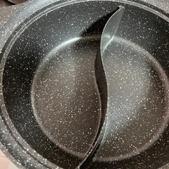 【中古】卓上二味鍋　IH対応の画像